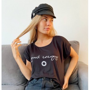 Remera good energy negra