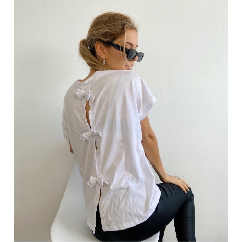Remera moño blanca