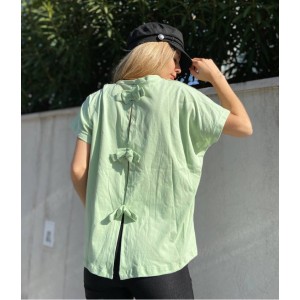 Remera moño verde